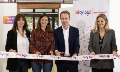 Milano - Taglio del nastro all'inaugurazione dello Sky Up Digital Hub - A Milano il quarto Sky Up Digital Hub, per sviluppare la digitalizzazione dei più giovani