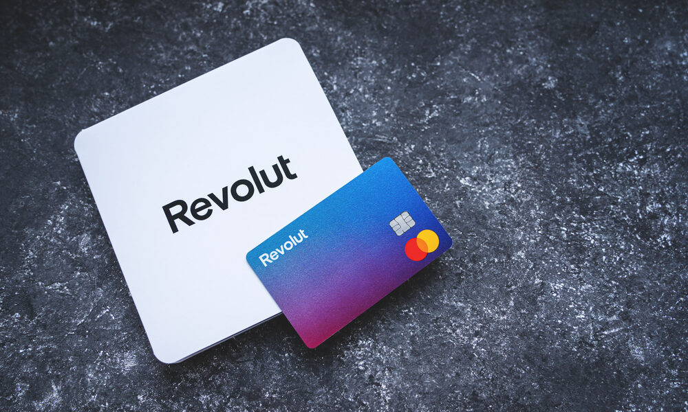 Revolut e carta di debito - Revolut trasforma le tue spese quotidiane in viaggi con RevPoints