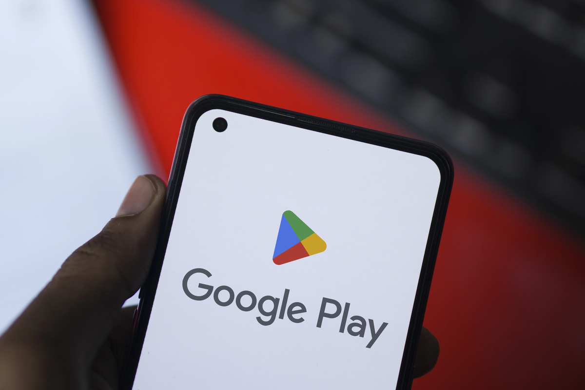 Google Play su smartphone - Mandrake, lo spyware si nasconde in app legittime su Google Play