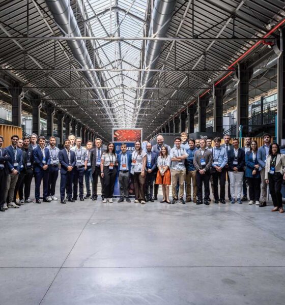 Foto di gruppo alle OGR di Torino - Le OGR di Torino ospitano le startup innovatrici dell'aerospazio con Takeoff 2024