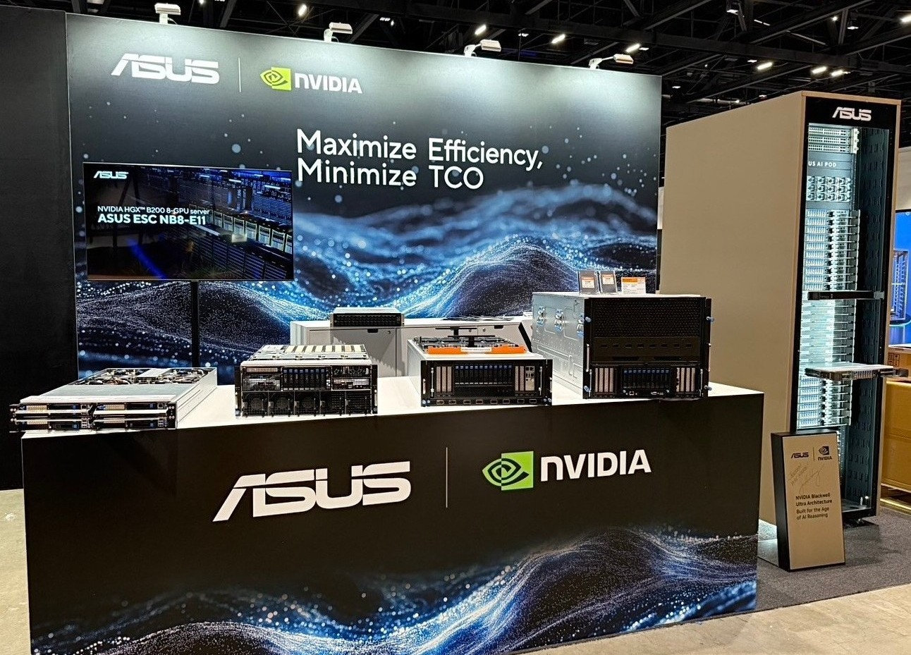 ASUS AI Factory e Next-Gen Servers con NVIDIA HGX B300 at OCP 2025