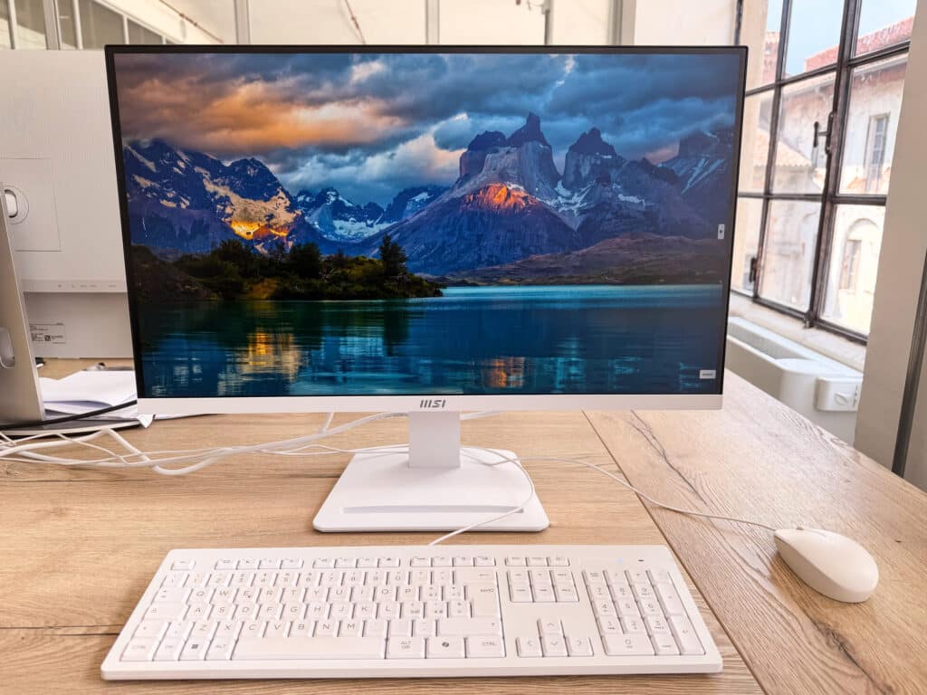 Il monitor MSI PRO MP273QW E14